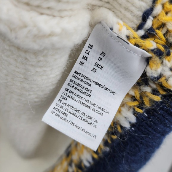 American Eagle Fair Isle Cardigan Chunky Knit Medium Cream Navy Pockets XS - Picture 4 of 10